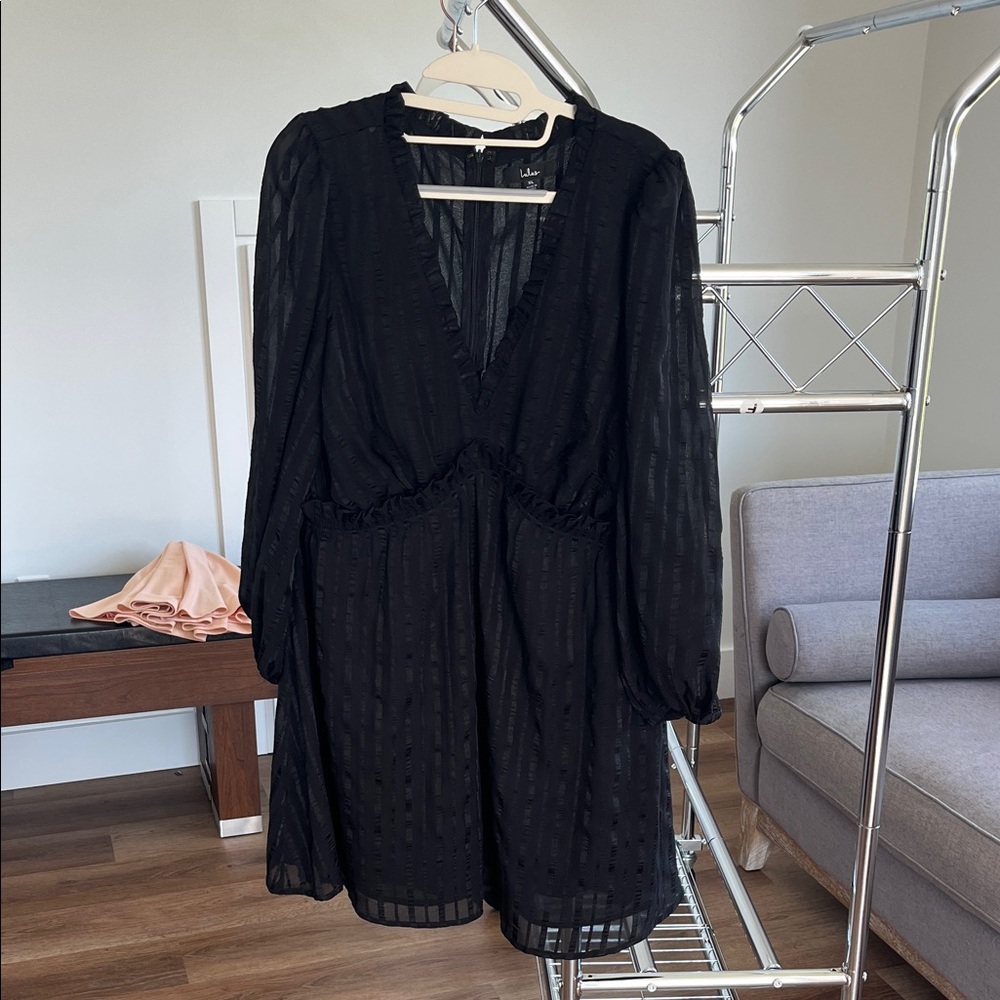 Lulu's Elegant Black Long Sleeve Dress